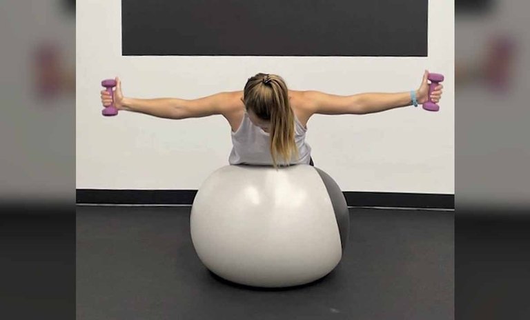 Fix Those Rounded Shoulders | Engage PT